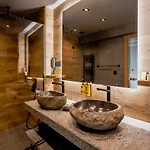 Kashmir Wellness & Adults Only Hotel 5*