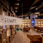 Kashmir Wellness & Adults Only Hotel