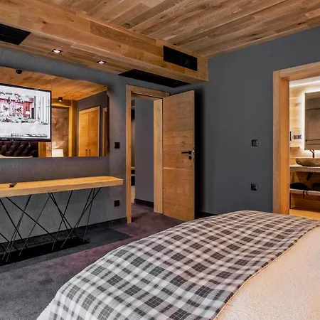 Kashmir Wellness & Adults Only Hotell