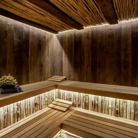 ホテル Kashmir Wellness & Adults Only