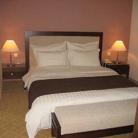 Kashmir Wellness & Adults Only Hotel 5*