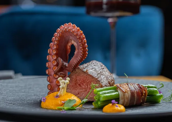 Kashmir Wellness & Adults Only ホテル 5*